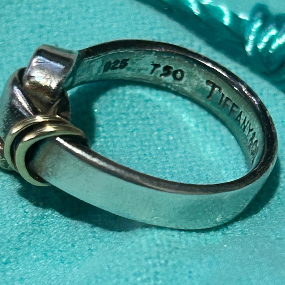 Tiffany & Co. Vintage 750 Gold 925 Sterling Silver Hook & Eye Ring - Size 4.5 - Picture 8 of 9